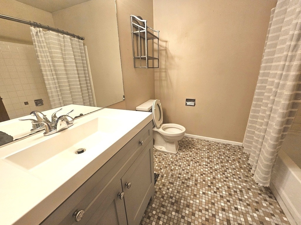 1182 Northbury Lane - Photo 11