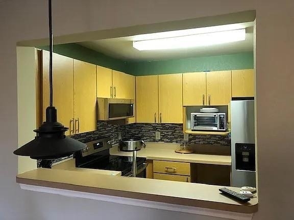 211 North Avenue - Photo 8