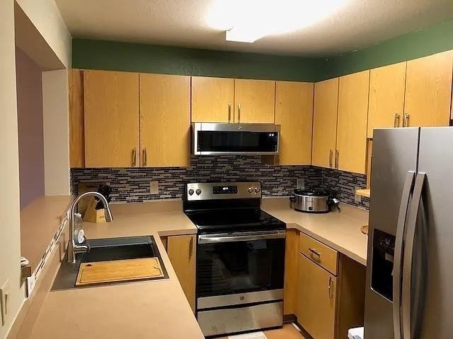 211 North Avenue - Photo 7