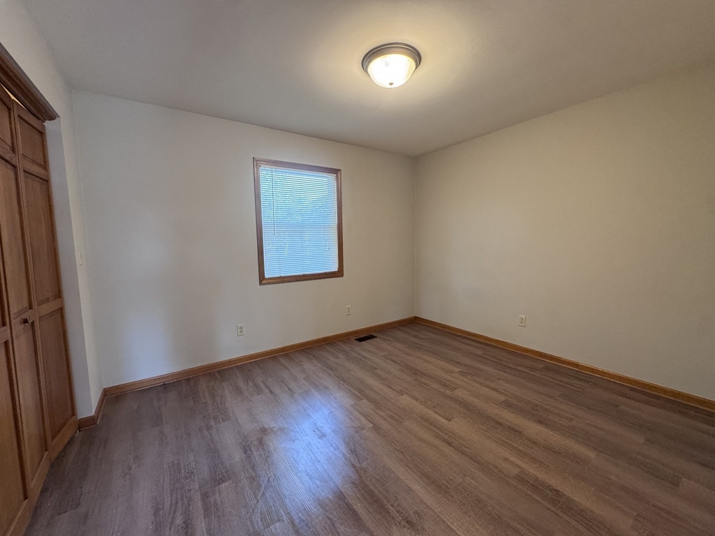 1353 Lakeview Avenue - Photo 6