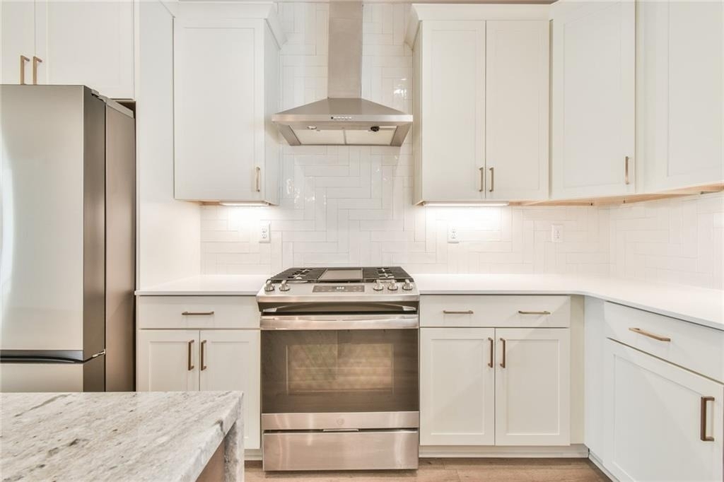 5858 Westin Road - Photo 11