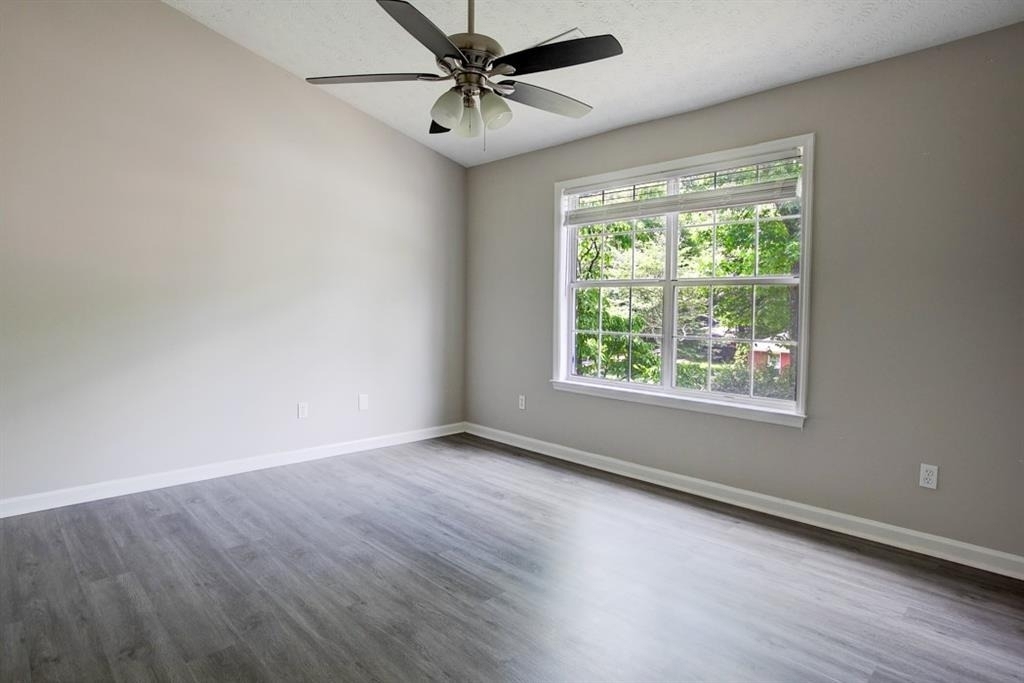 4940 Tanners Spring Drive - Photo 13