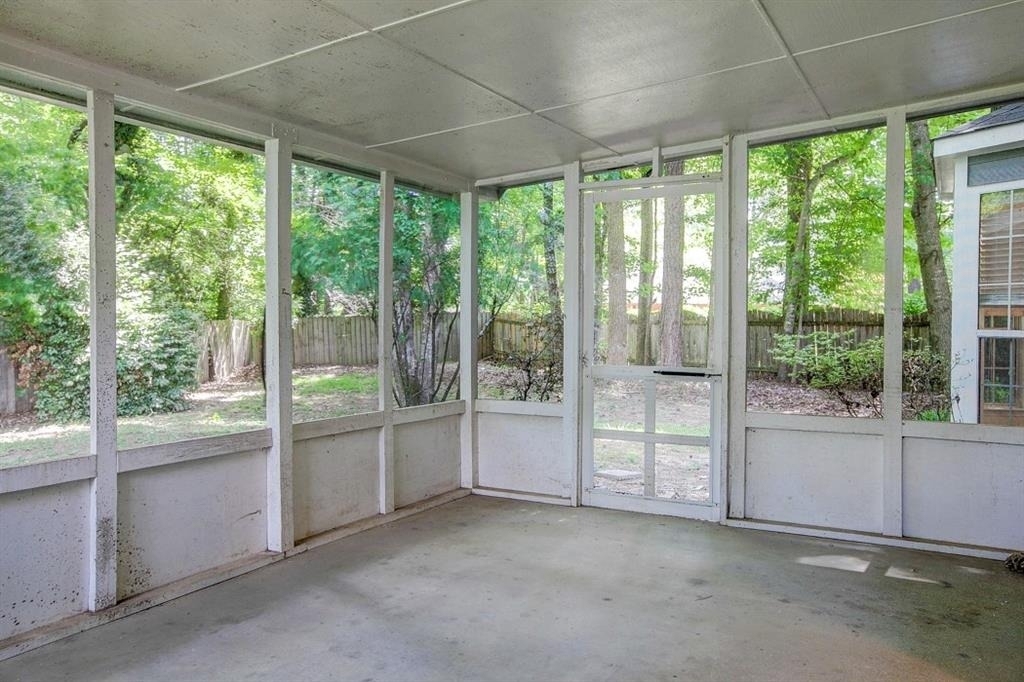 4940 Tanners Spring Drive - Photo 18