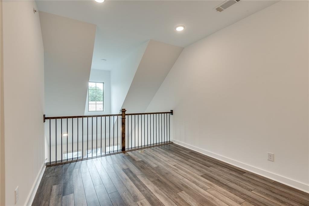 513 Burton Drive - Photo 13