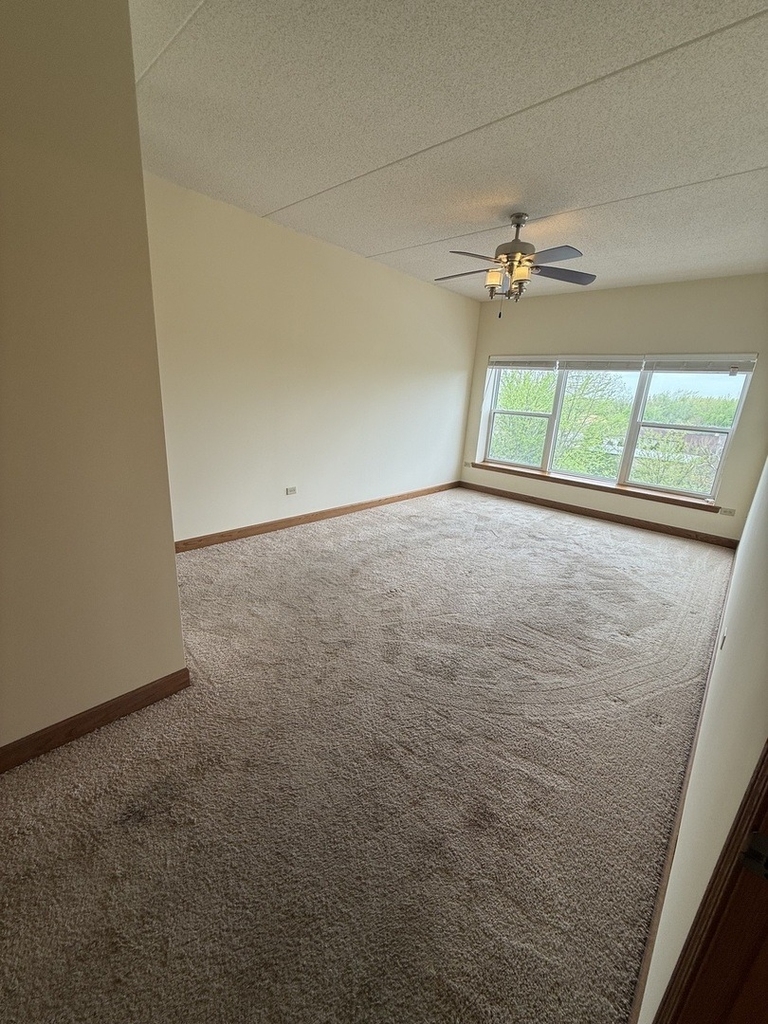 7050 183rd Street - Photo 17