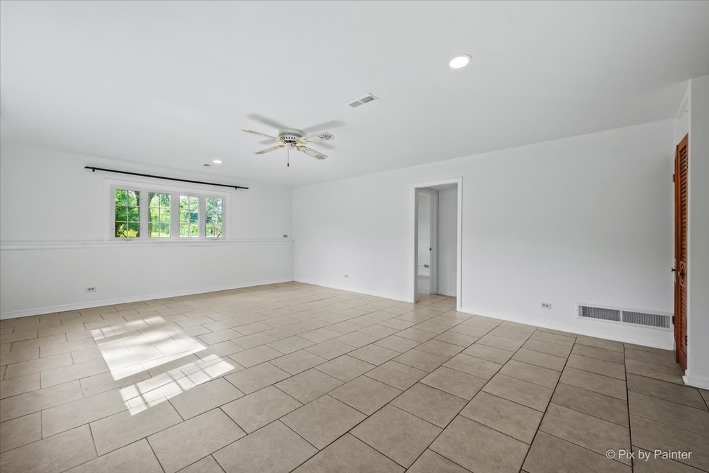 116 S Deerpath Road - Photo 23
