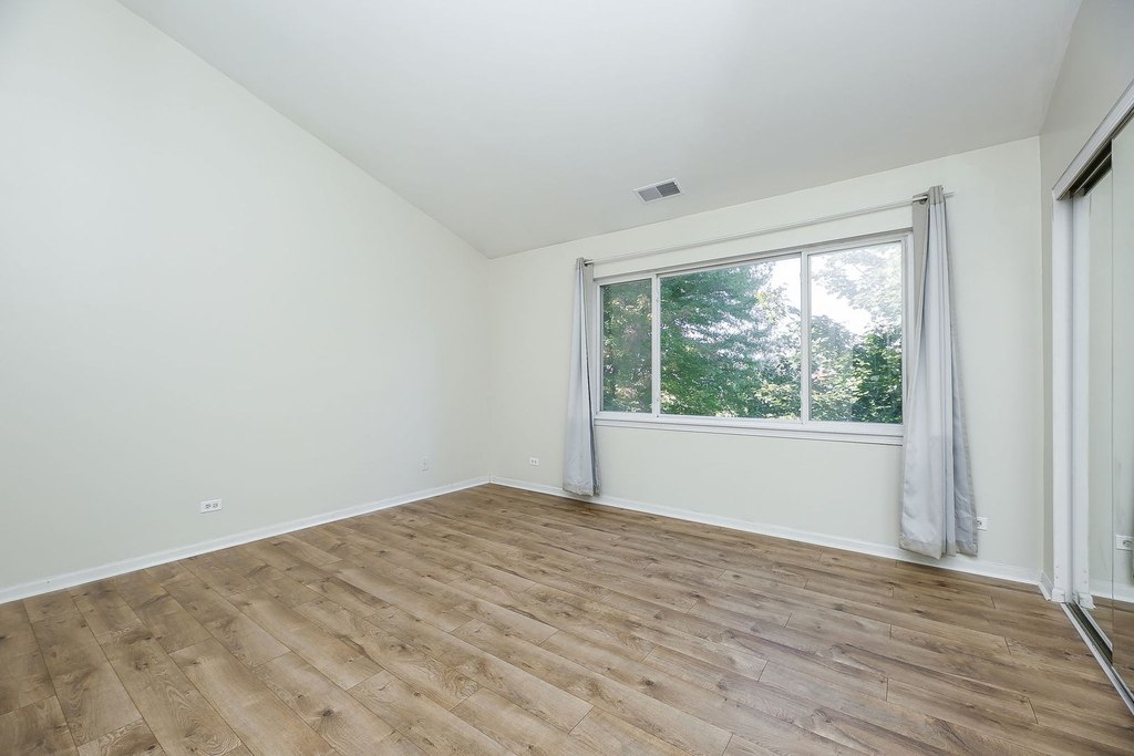 2943 Kentshire Circle - Photo 10