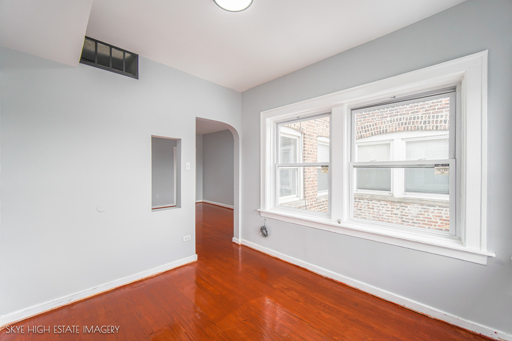 6720 S Paxton Avenue - Photo 11