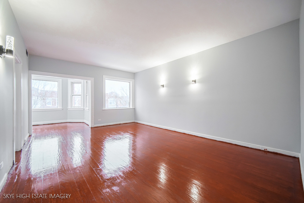 6720 S Paxton Avenue - Photo 5