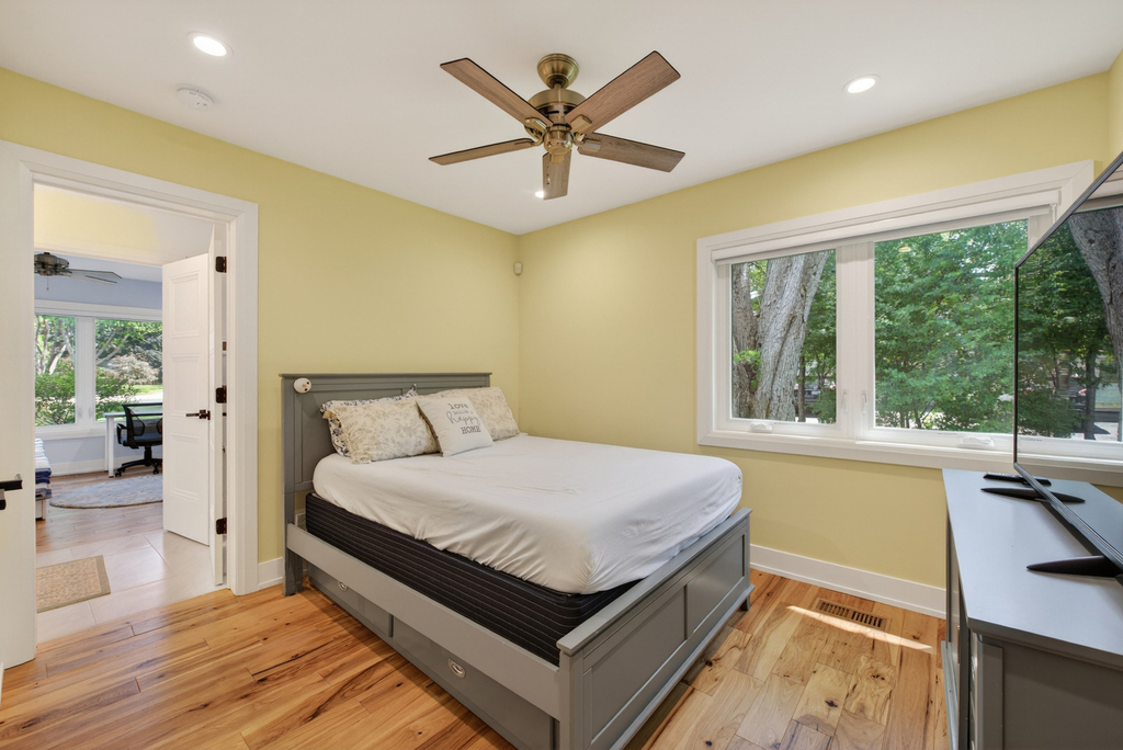 13 Eton Court - Photo 12