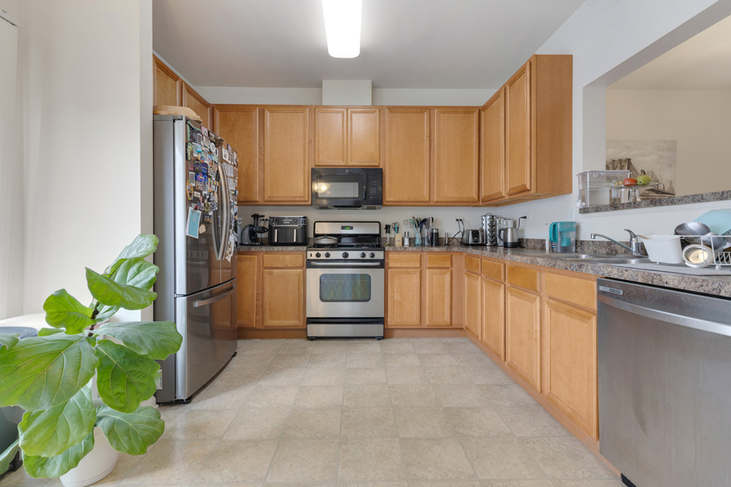 726 Hanbury Drive - Photo 6