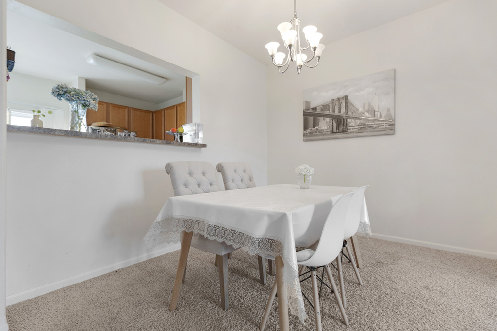 726 Hanbury Drive - Photo 2