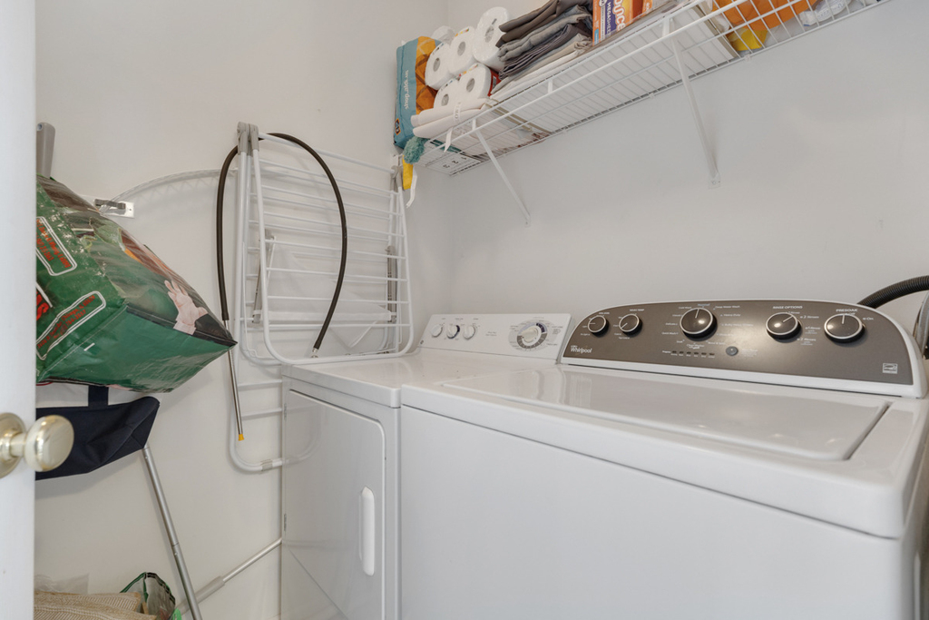 726 Hanbury Drive - Photo 9