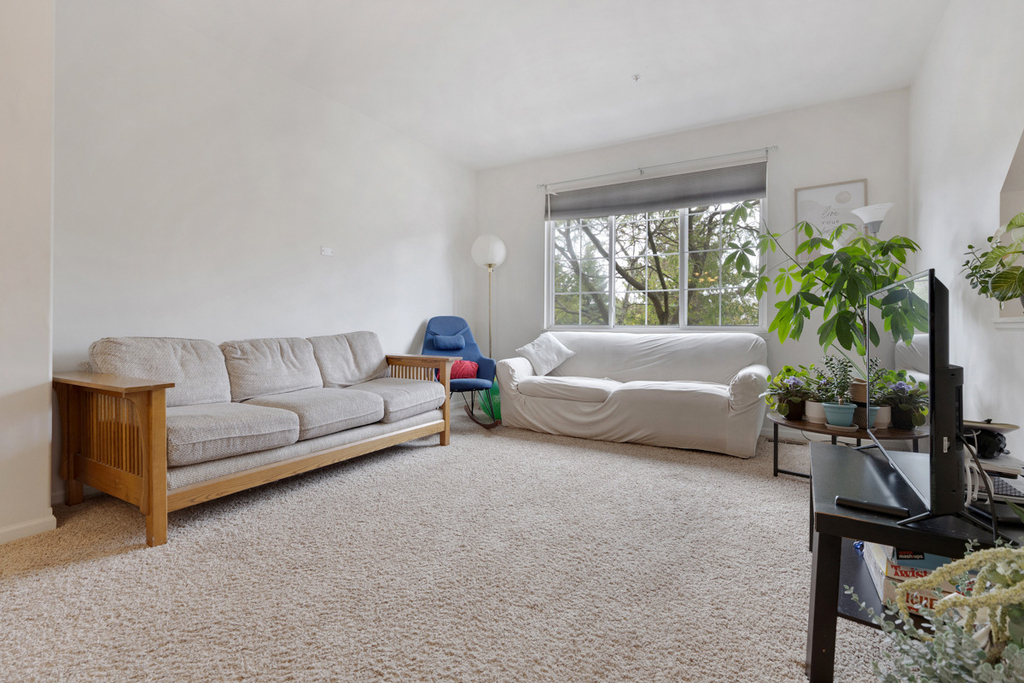 726 Hanbury Drive - Photo 1