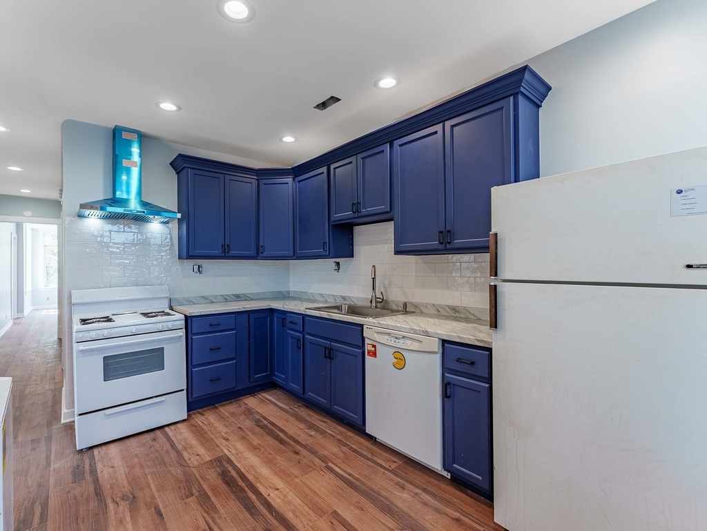 3720 W Eddy Street - Photo 12