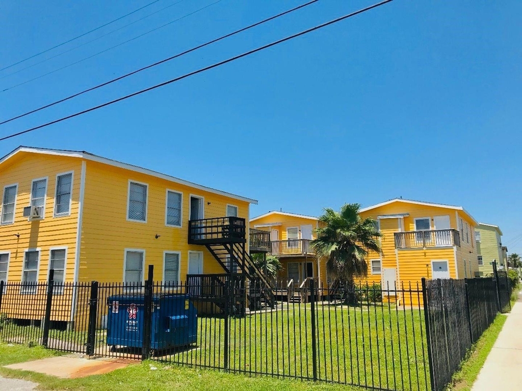 2711 Avenue K - Photo 10