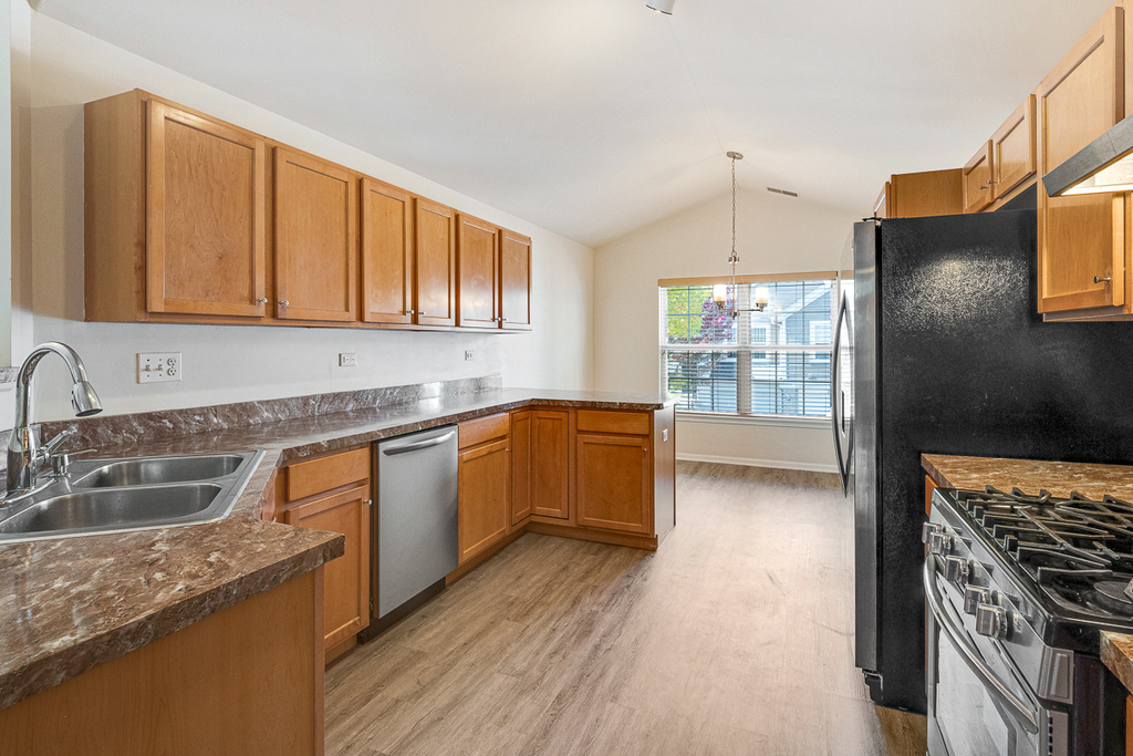 2409 Wilton Lane - Photo 12
