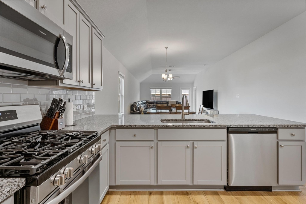 13724 Sabine Lake Drive - Photo 16