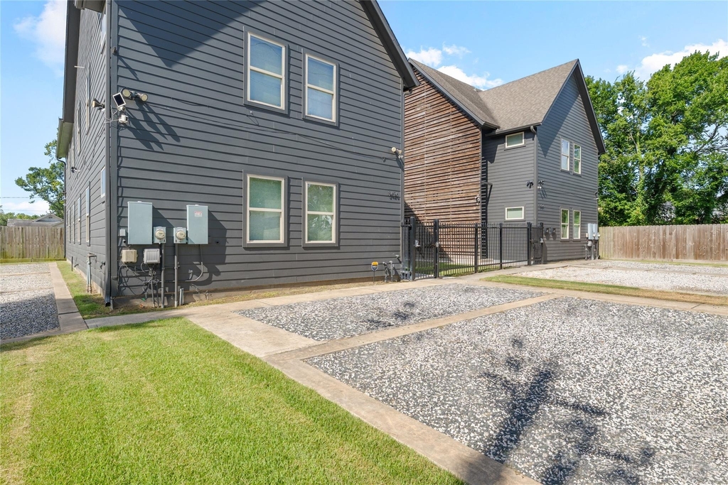 3426 Tuam Street - Photo 10