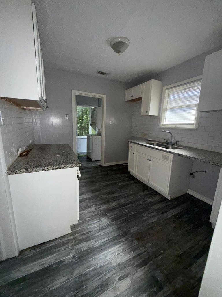 3012 Live Oak Street - Photo 5