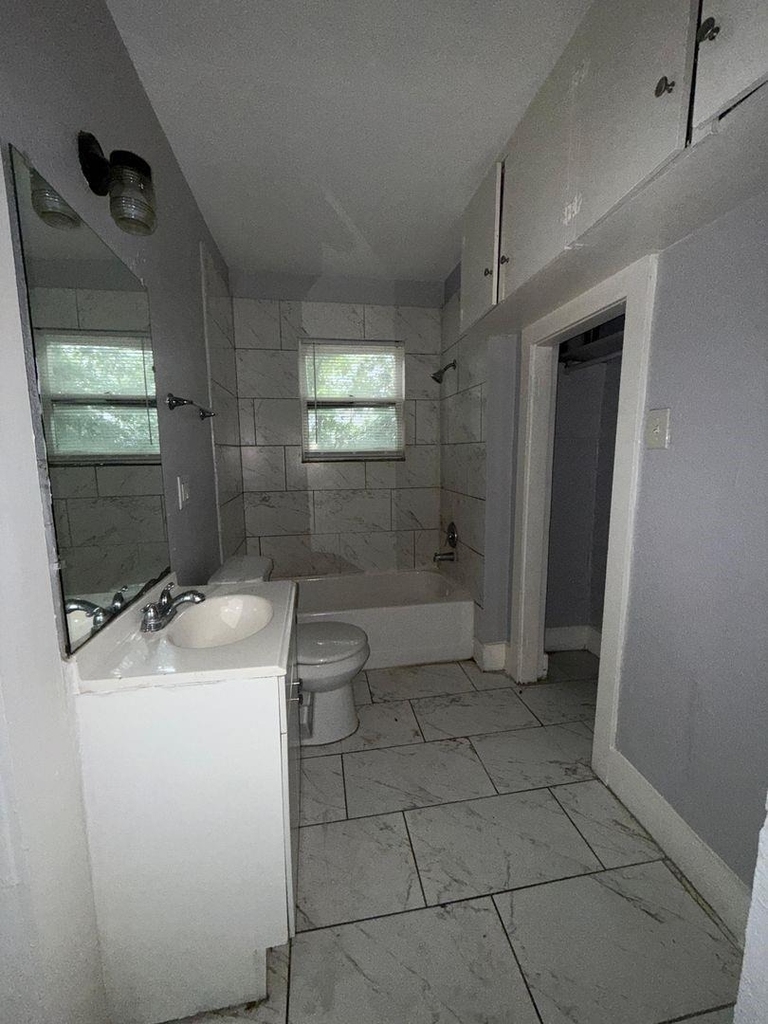 3012 Live Oak Street - Photo 7
