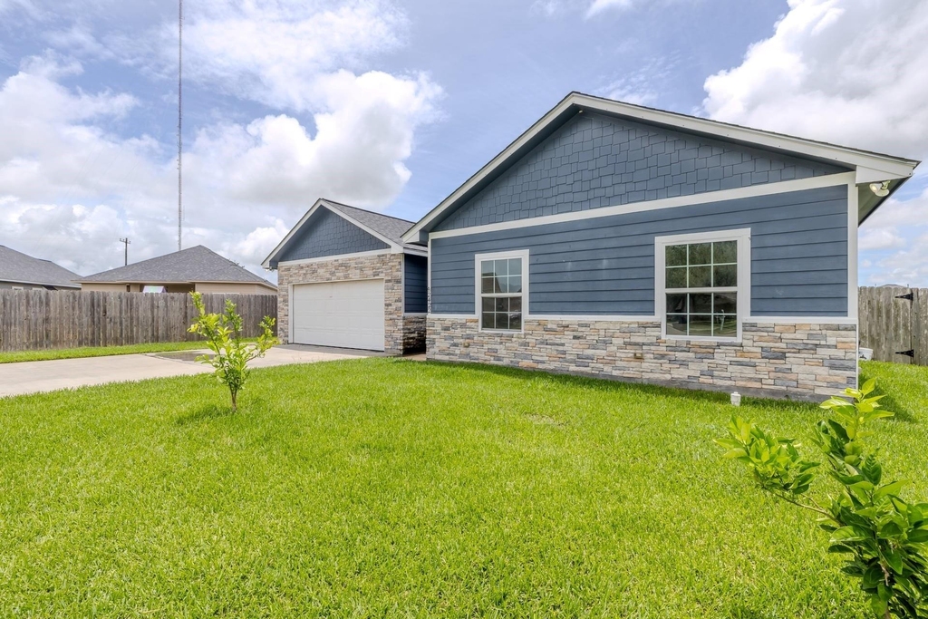 2422 Cardinal Drive - Photo 33