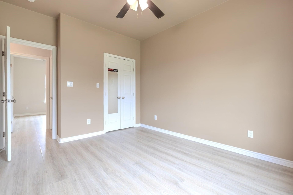 2422 Cardinal Drive - Photo 25