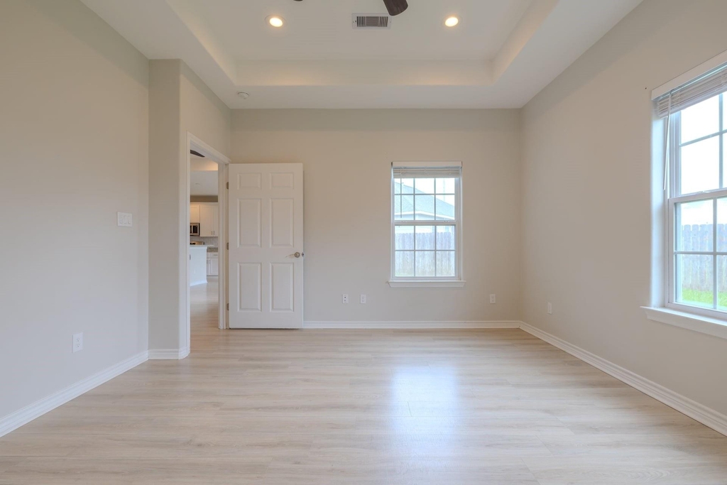 2422 Cardinal Drive - Photo 19
