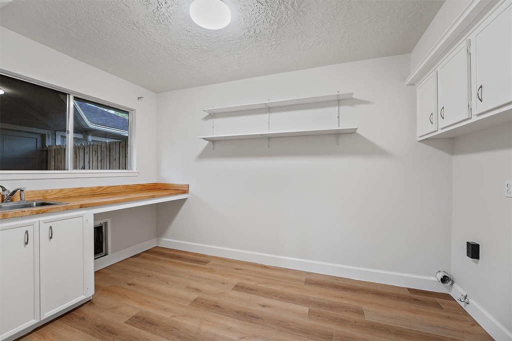 3622 Highland Lakes Drive - Photo 3