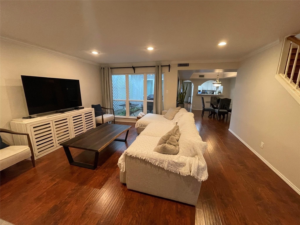 4523 Acacia Street - Photo 1