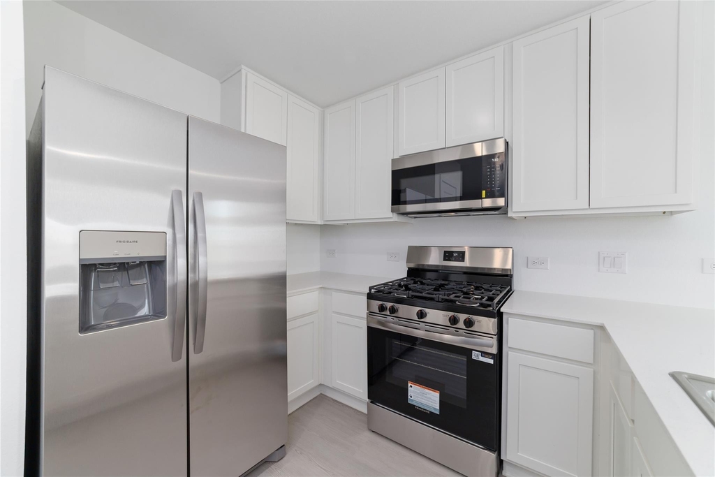 3064 Huntersville Drive - Photo 9