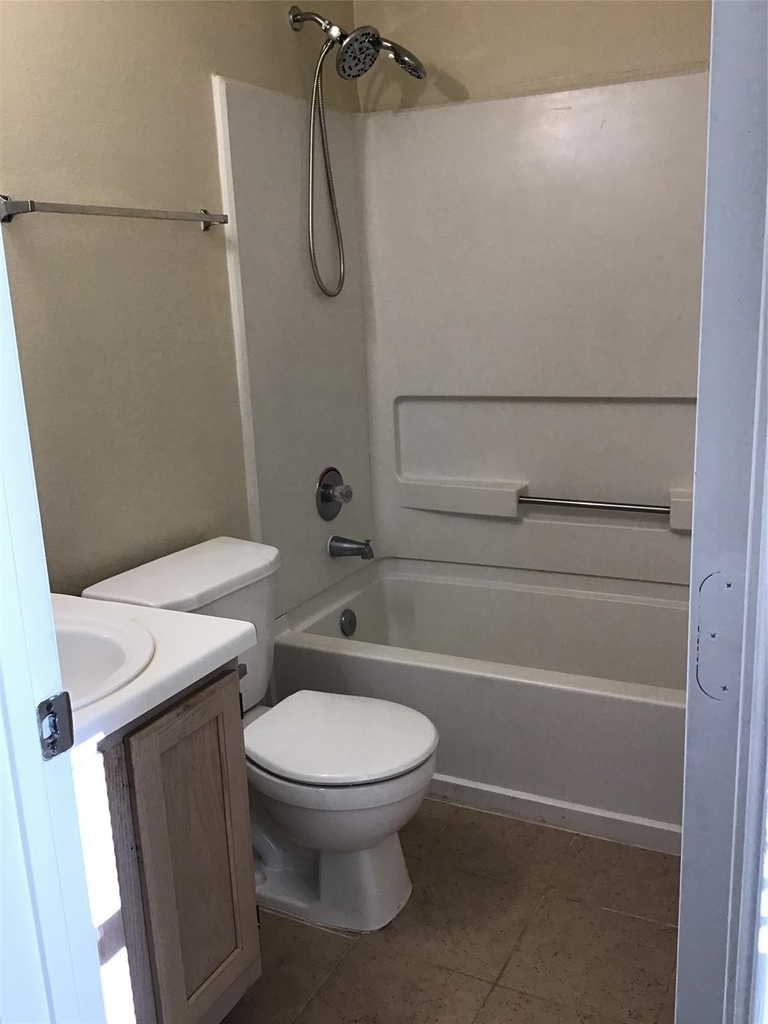 11802 Sunny Stream Drive - Photo 16