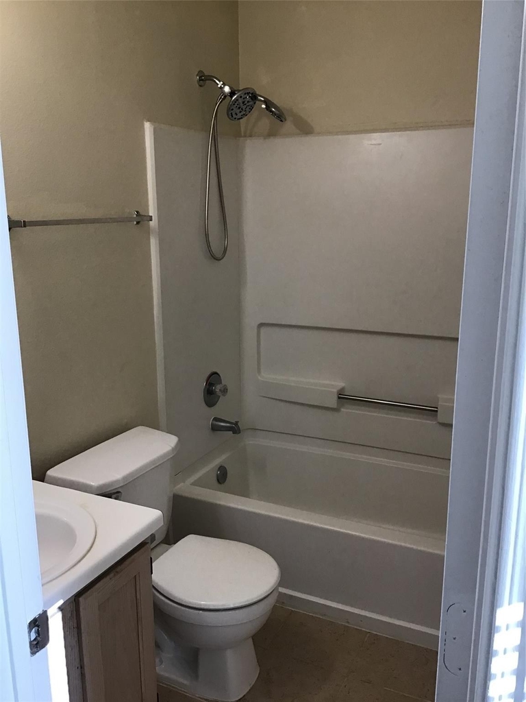 11802 Sunny Stream Drive - Photo 14