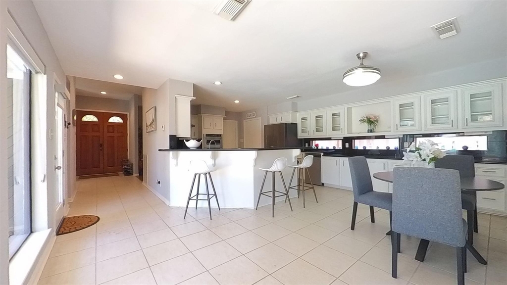 3339 Country Club Boulevard - Photo 10