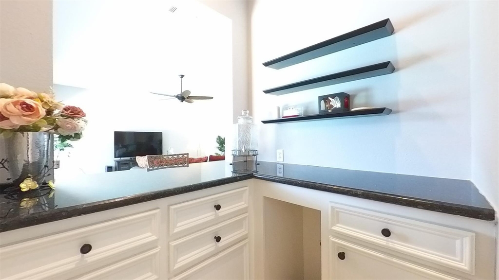 3339 Country Club Boulevard - Photo 9
