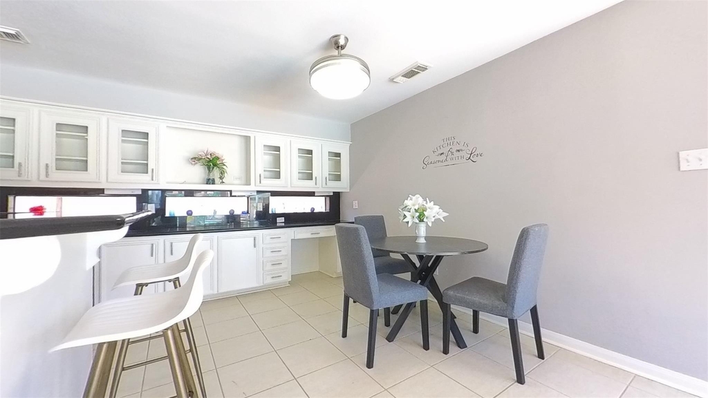 3339 Country Club Boulevard - Photo 11