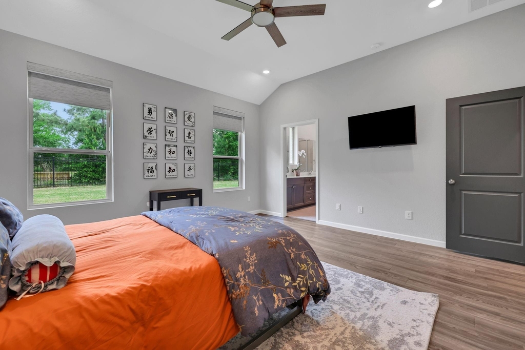 4933 Chester Lake Lane - Photo 21