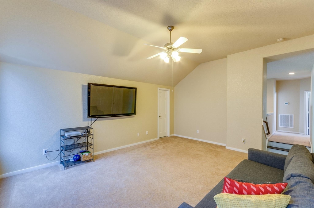 10 Caelin Court - Photo 24