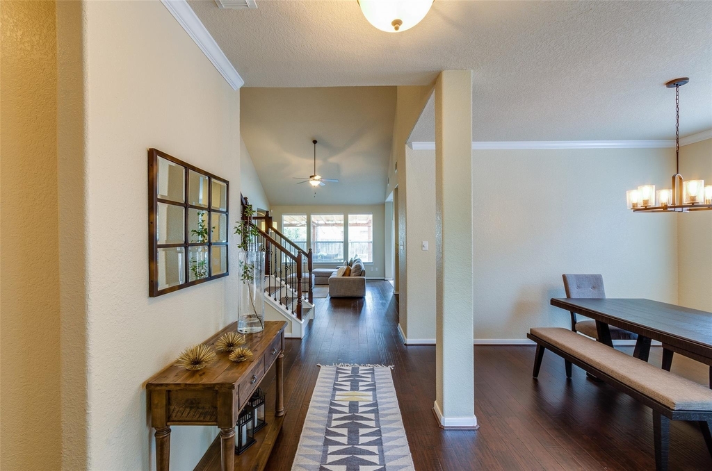 10 Caelin Court - Photo 2