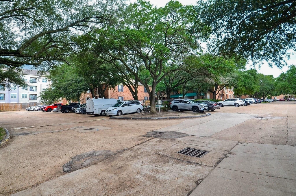 2255 Braeswood Park Drive - Photo 30