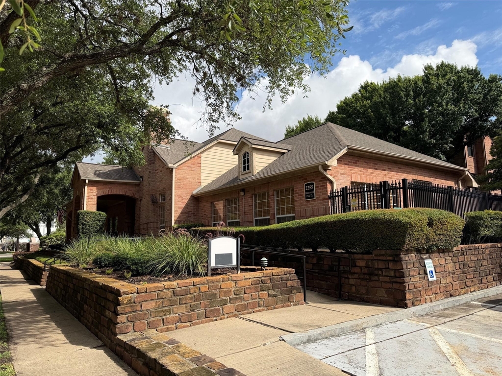 2255 Braeswood Park Drive - Photo 26