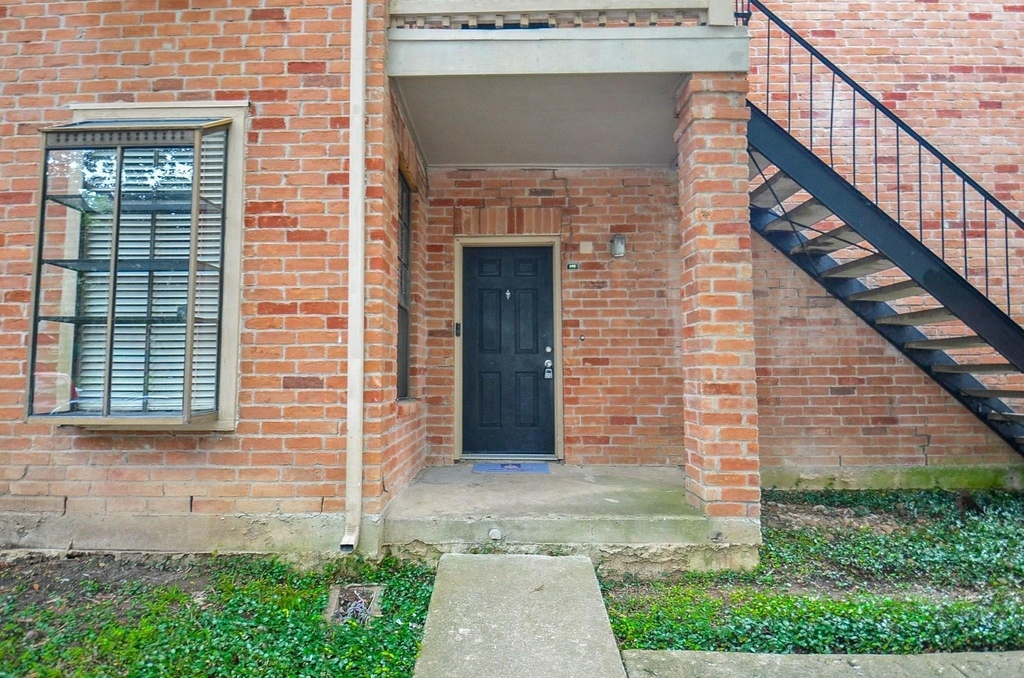 2255 Braeswood Park Drive - Photo 23