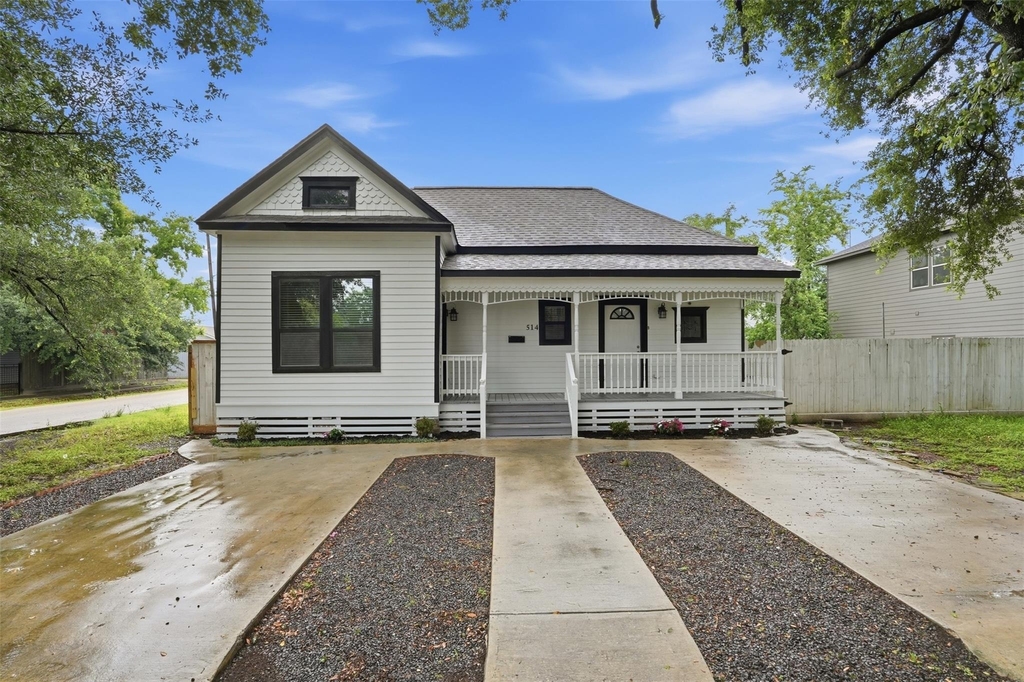514 Vincent Street - Photo 0