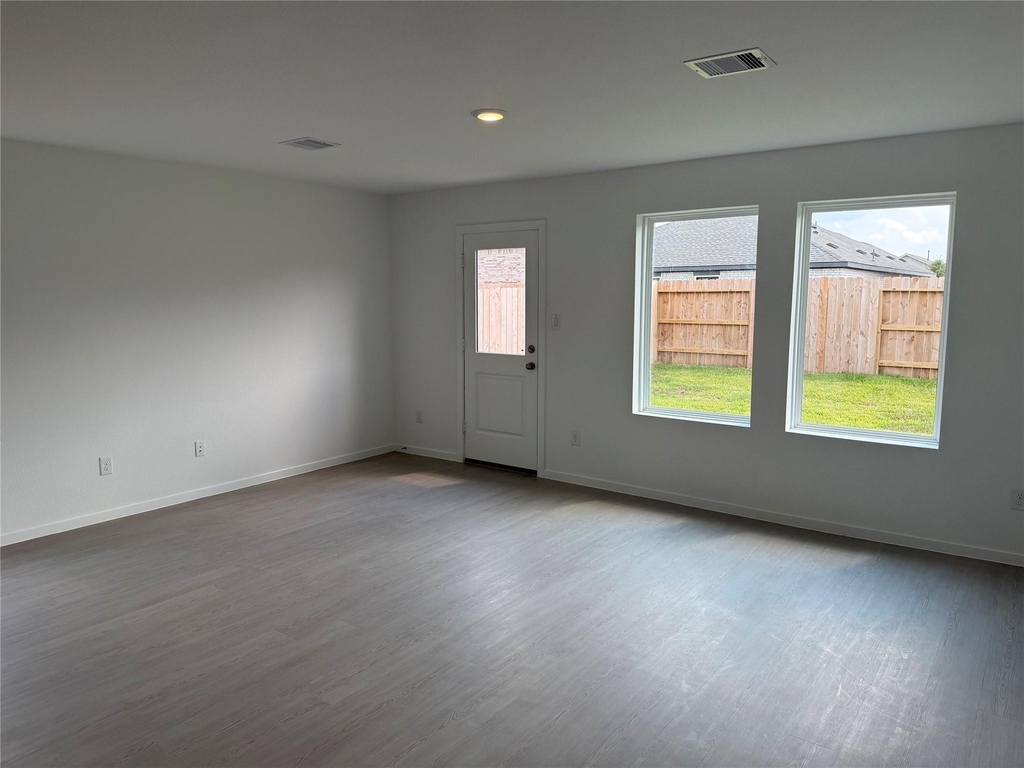 2527 Night Emerald Drive - Photo 13