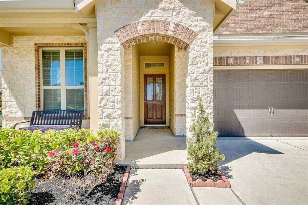 20762 Winghaven Drive - Photo 3