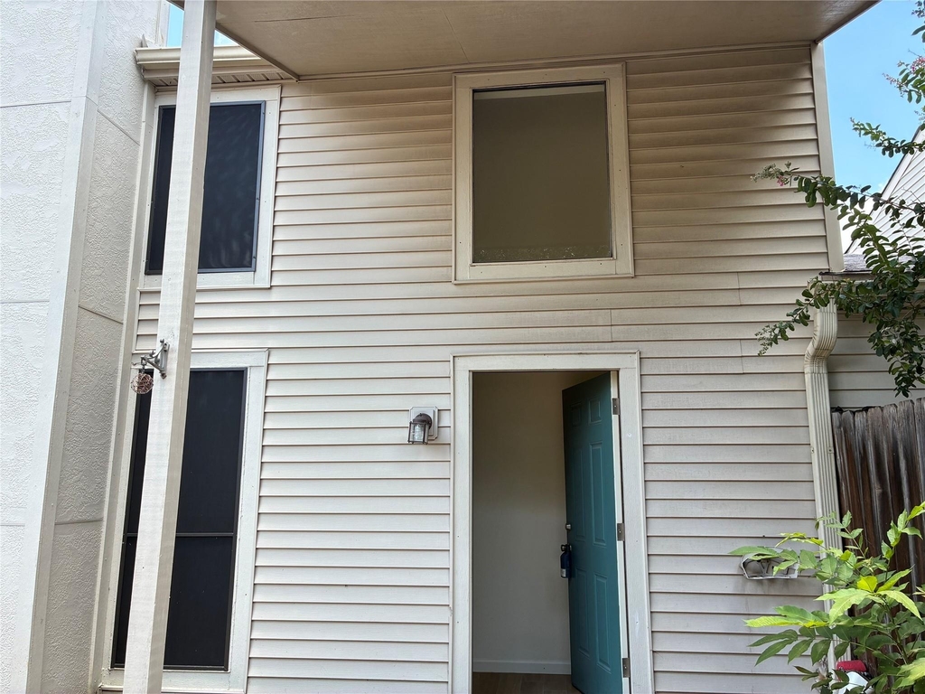 6401 Deihl Road - Photo 2