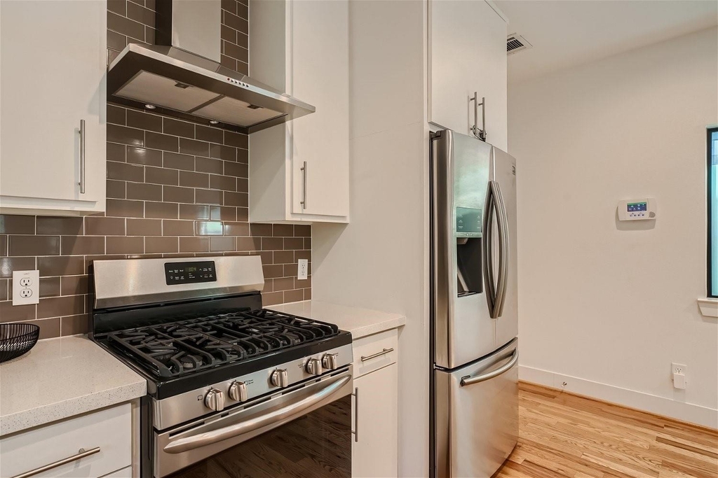 4916 Mckinney Street - Photo 9