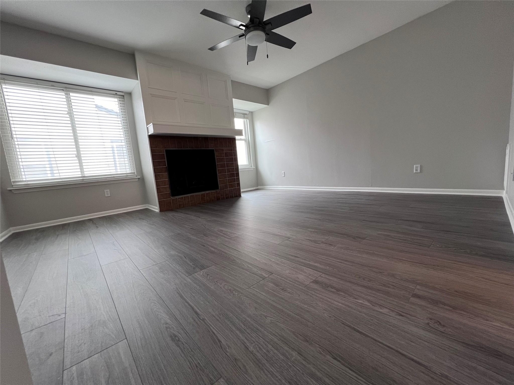 5917 Fairdale Lane - Photo 11
