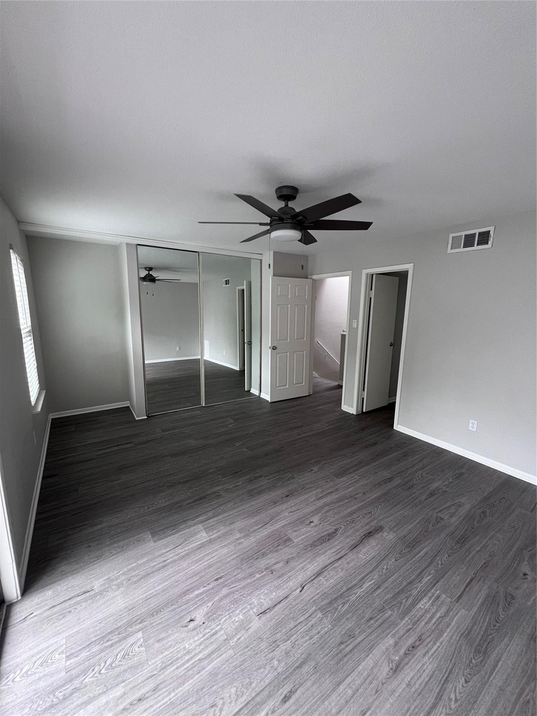 5917 Fairdale Lane - Photo 6