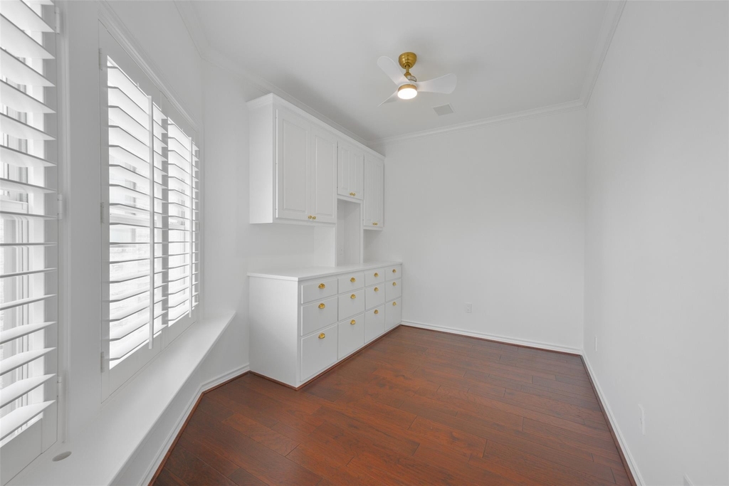 3724 Wroxton Road - Photo 29